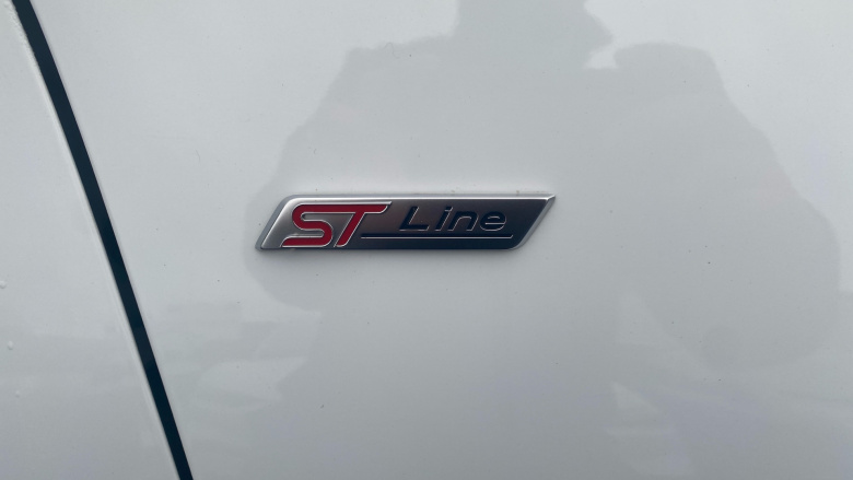 Ford Puma 1.0 EcoBoost Hybrid mHEV ST-Line X 5dr Petrol Hatchback